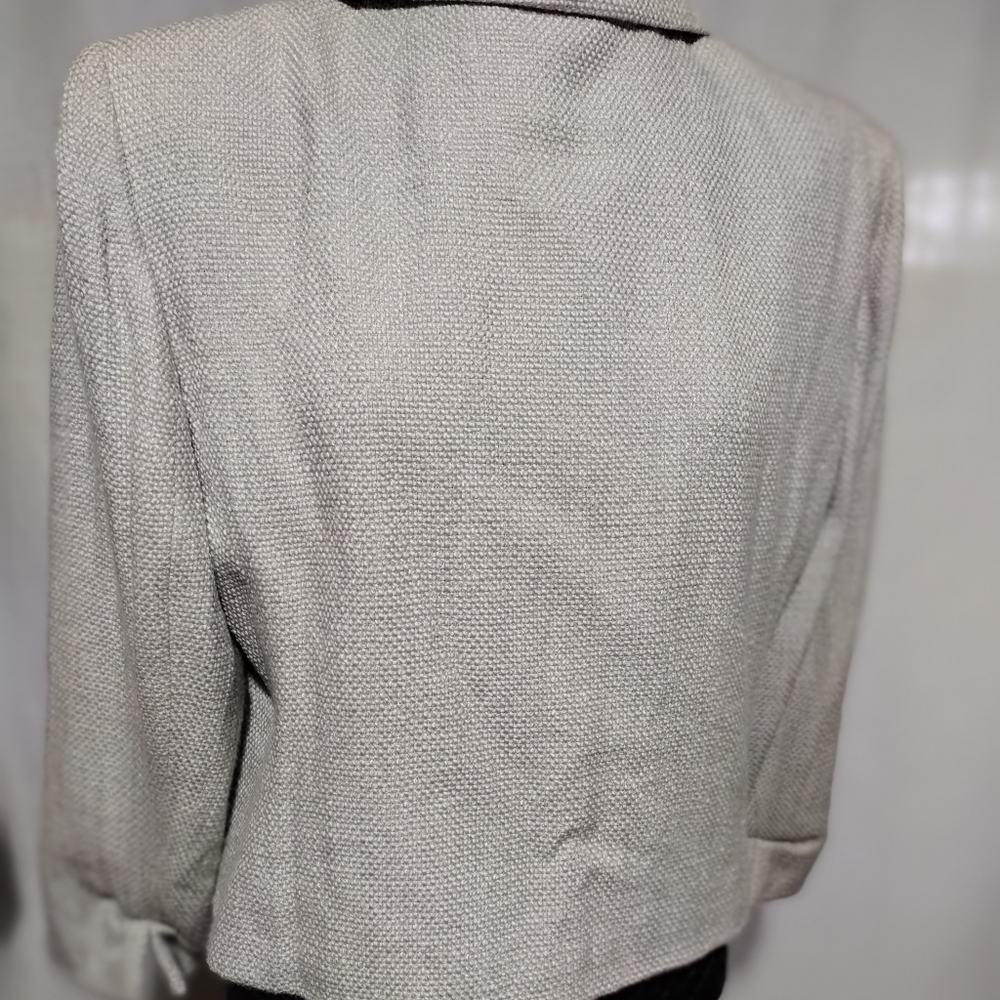 Anne Klein jacket - Picture 2 of 3